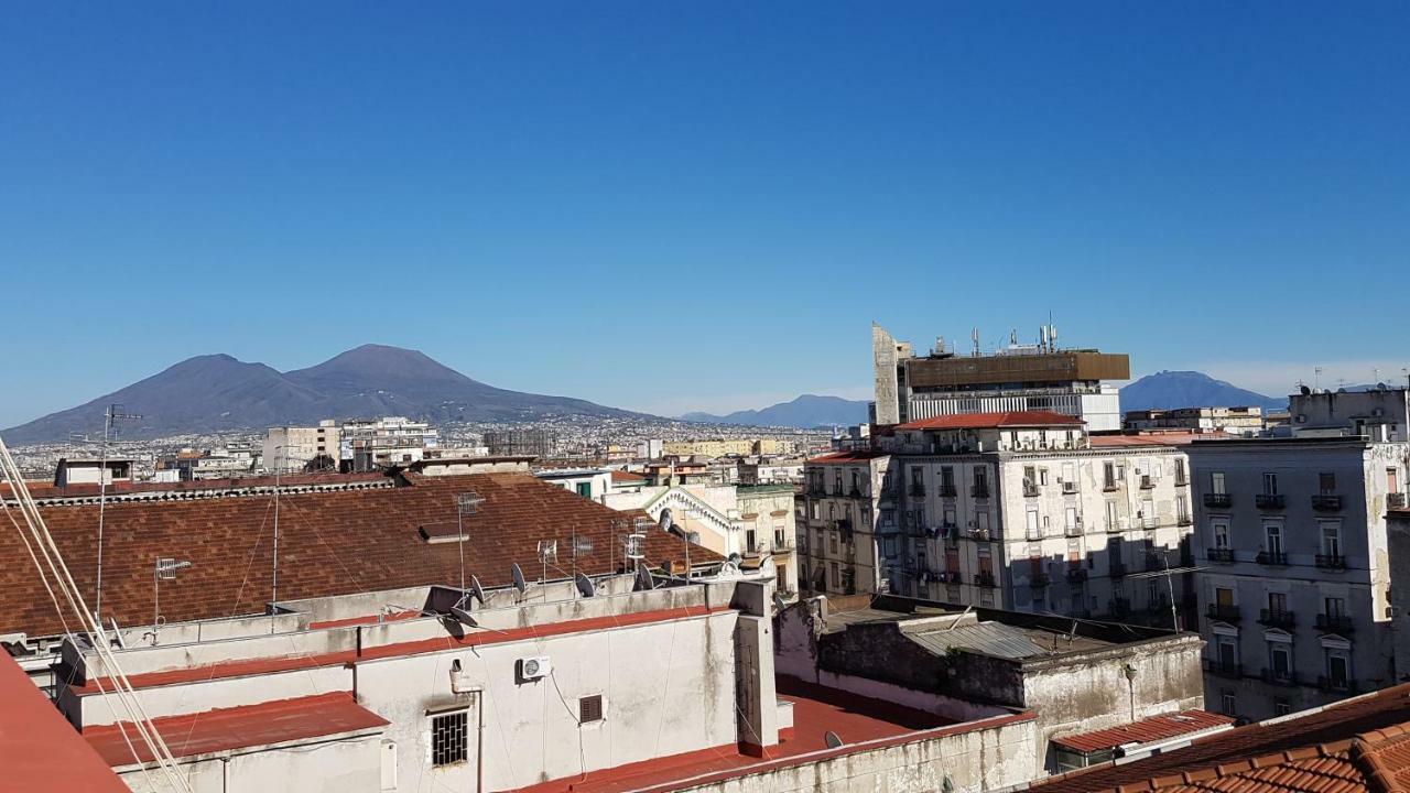 那不勒斯 Il Balconcino酒店 外观 照片